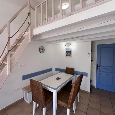 Baie Saint Tropez 6 Personnes *
