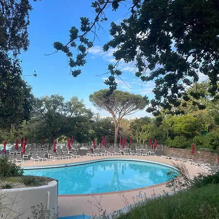 Apartment Baie Saint Tropez 6 Personnes *